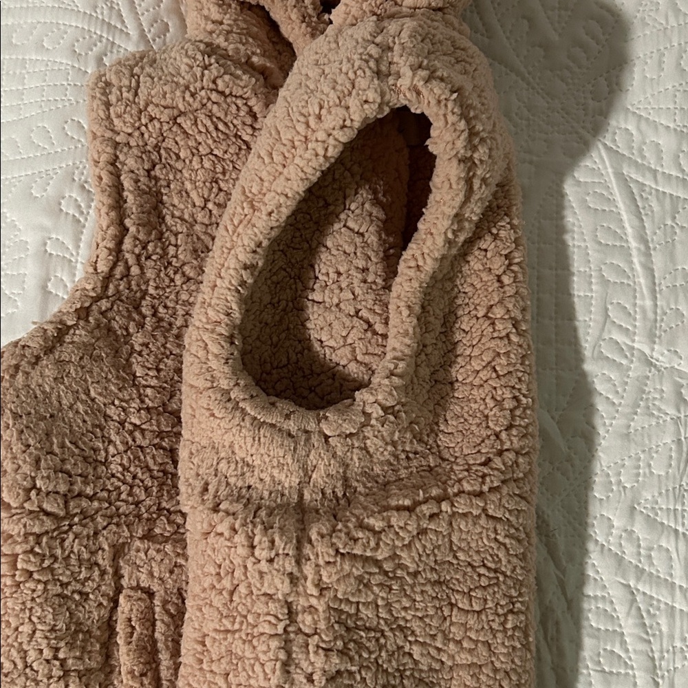 BE COOL Pink Sherpa Zip Vest - Picture 5 of 6